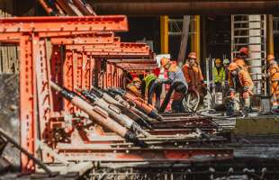 «Автострада» розпочала перенесення колектора на будівництві метро Виноградар