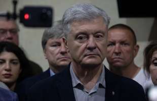 Верховний суд України відмовив Петру Порошенку у скасуванні санкцій РНБО