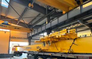 АМКР ввів в експлуатацію новий козловий кран