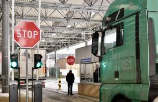 Кількість перетинів кордону України зросла до 685 тисяч за тиждень перед Різдвом