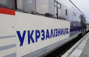 Рух низки поїздів «Укрзалізниці» по Україні затримується на 2-16 годин