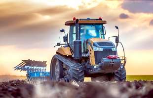 Україна ввезла тракторів на $434,7 млн у січні-червні